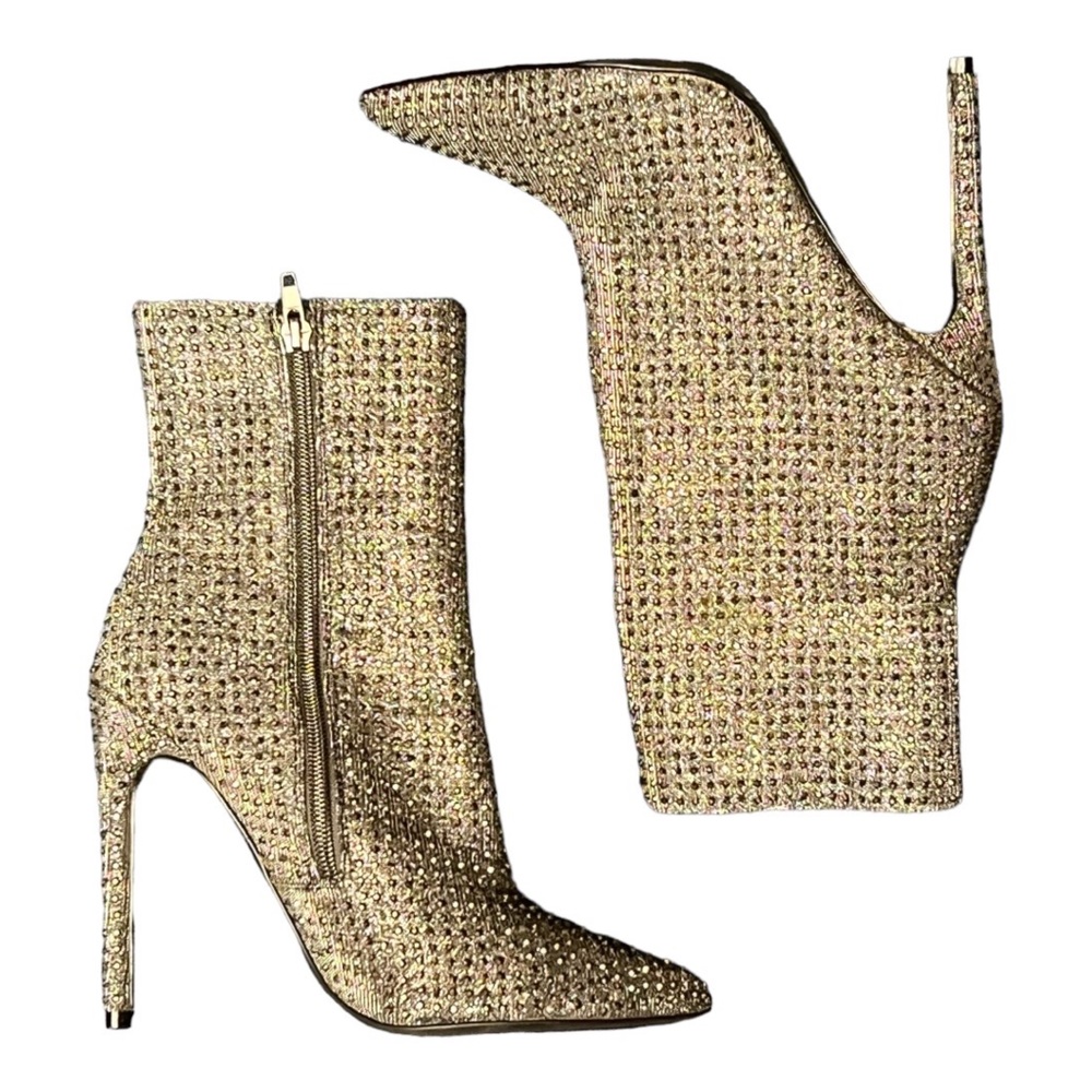 Steve Madden “Wifey” Booties